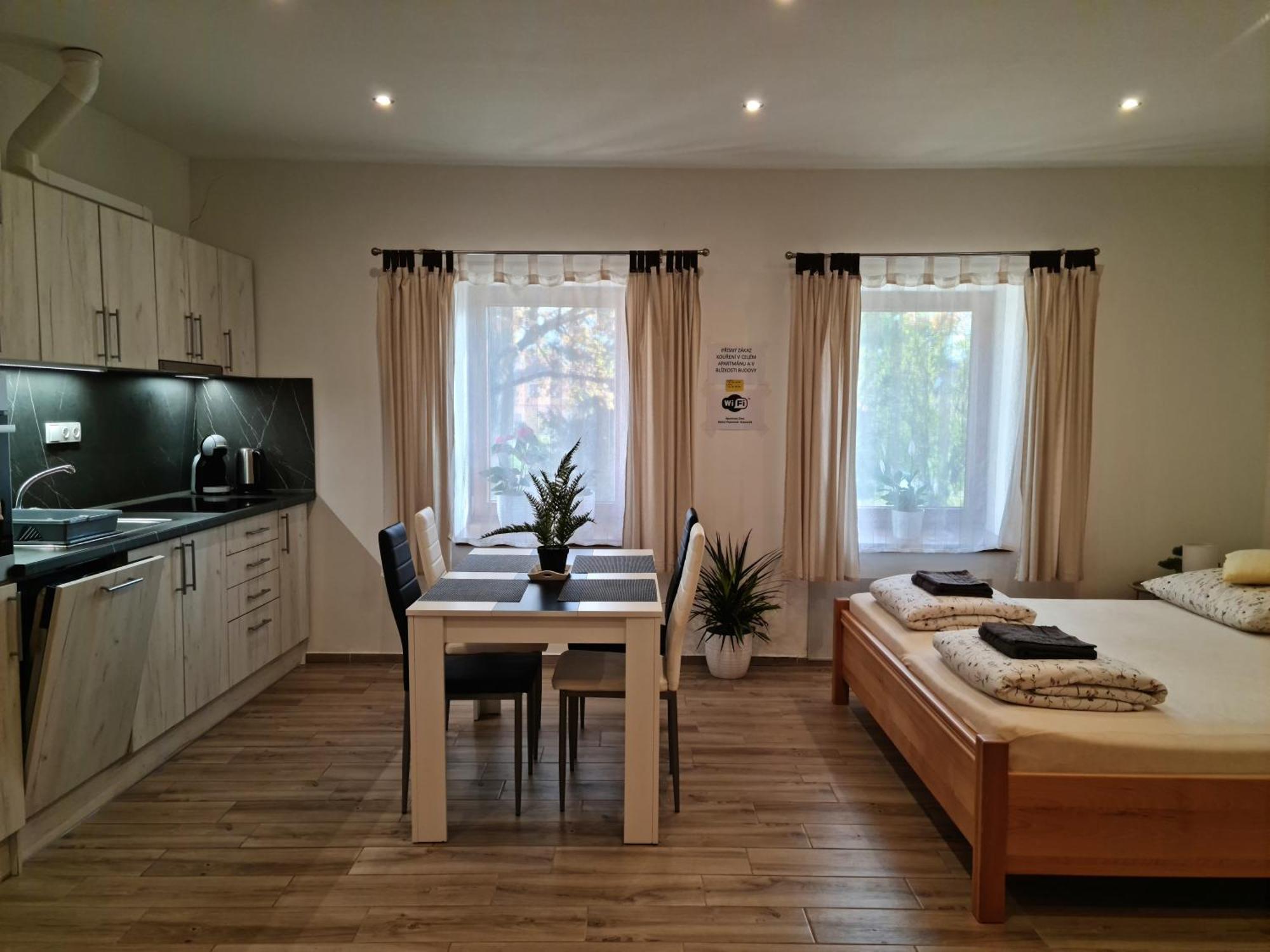 Apartmány Žireč Dvůr Králové nad Labem Kültér fotó