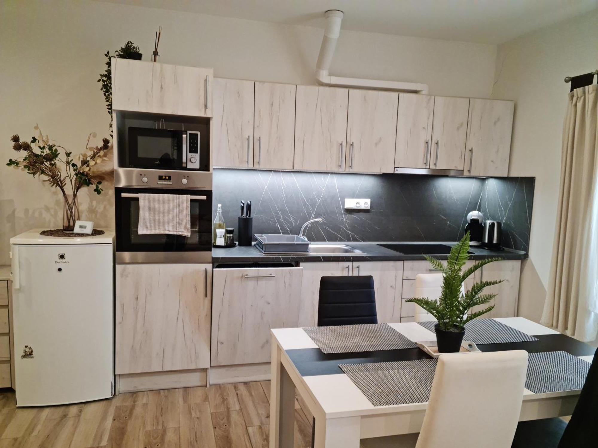 Apartmány Žireč Dvůr Králové nad Labem Kültér fotó